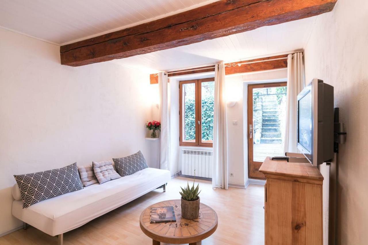 Annecy High Gardens Apartamento Exterior foto